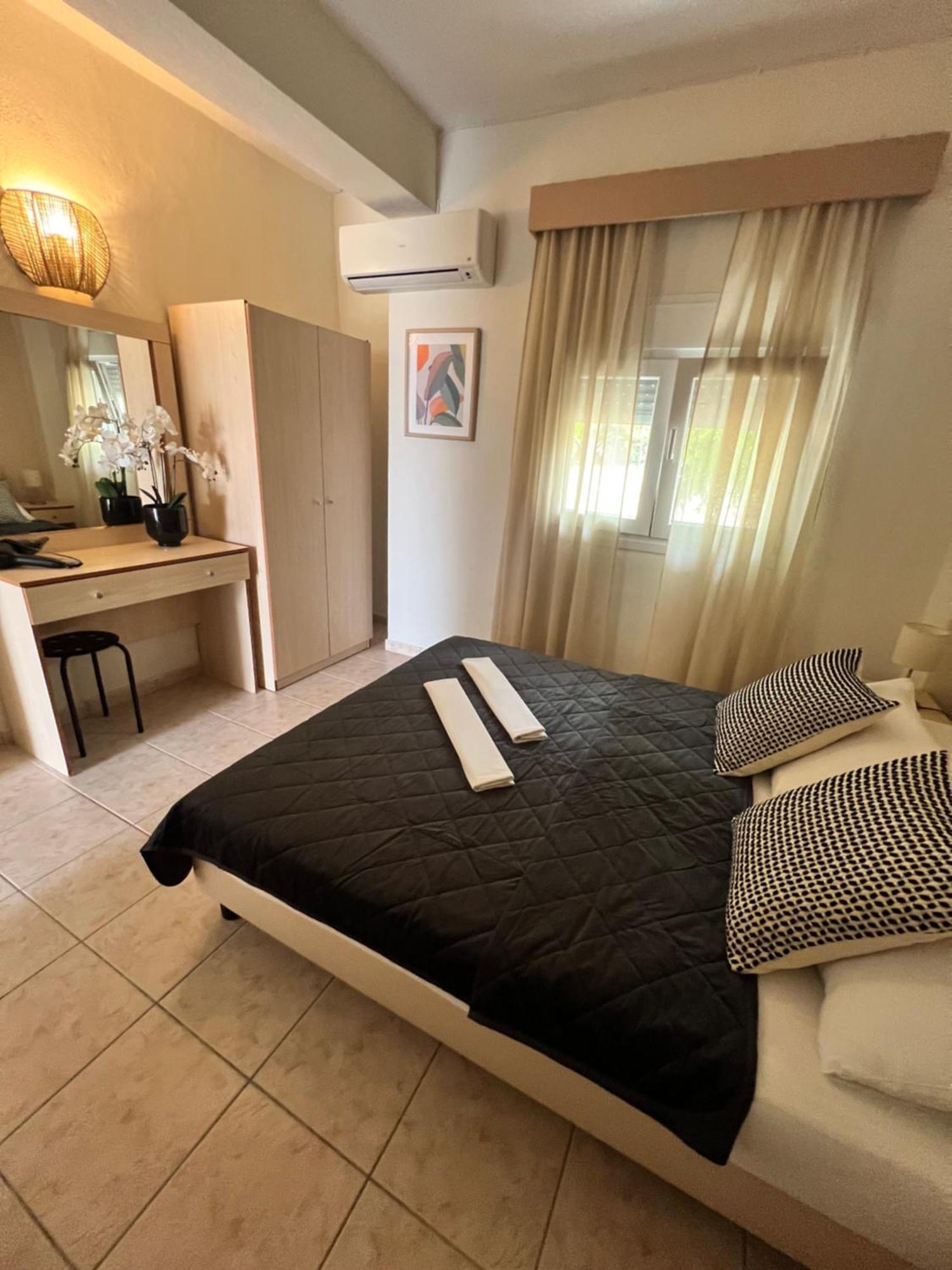 Deres Apartments Chaniotis Extérieur photo