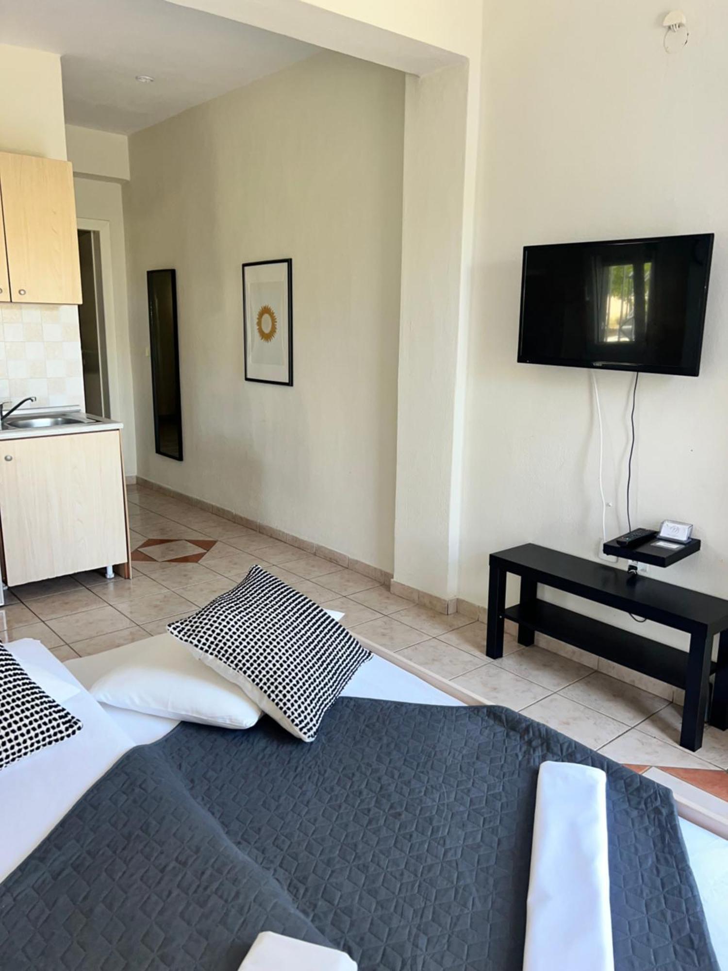 Deres Apartments Chaniotis Extérieur photo