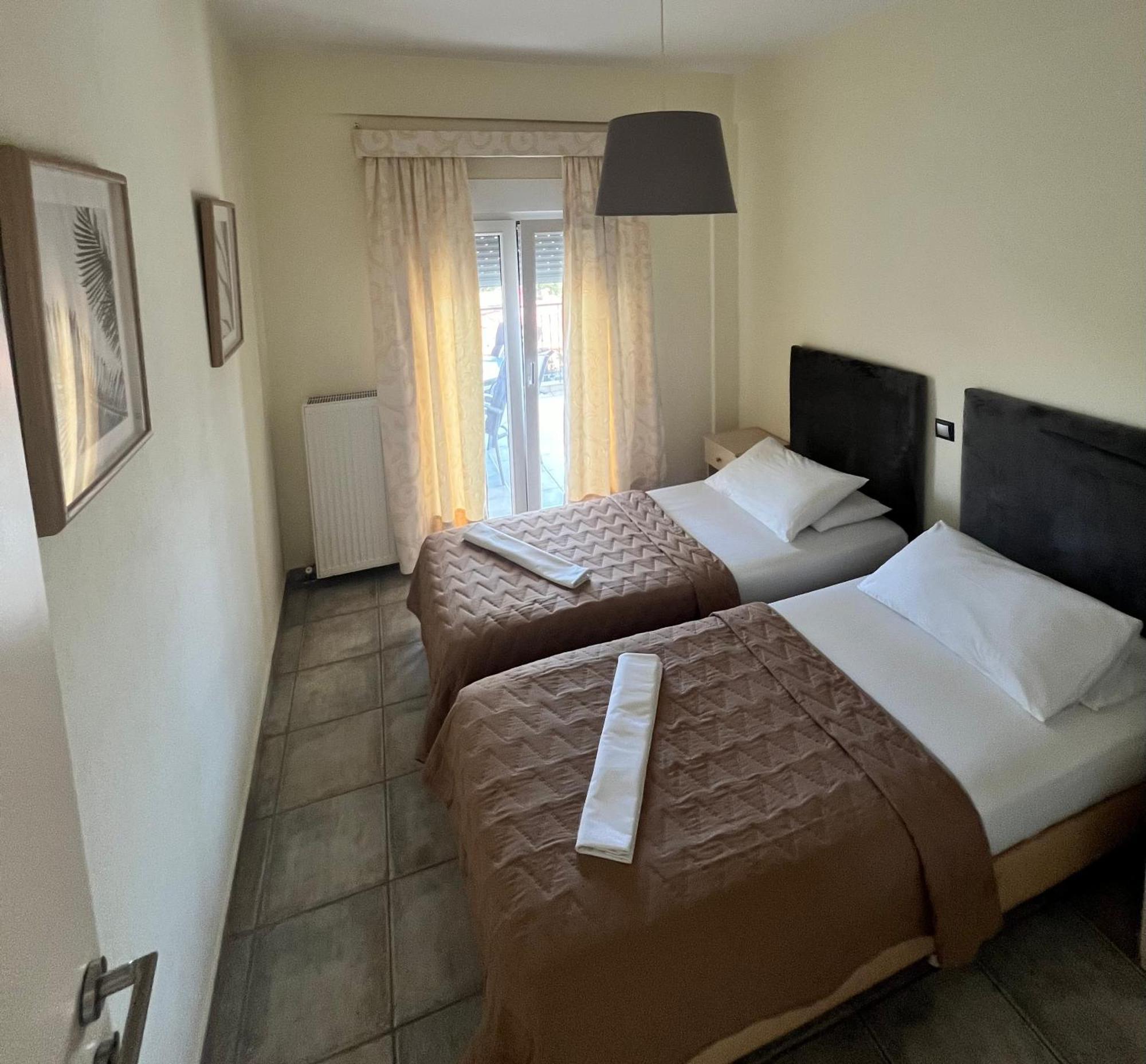Deres Apartments Chaniotis Extérieur photo