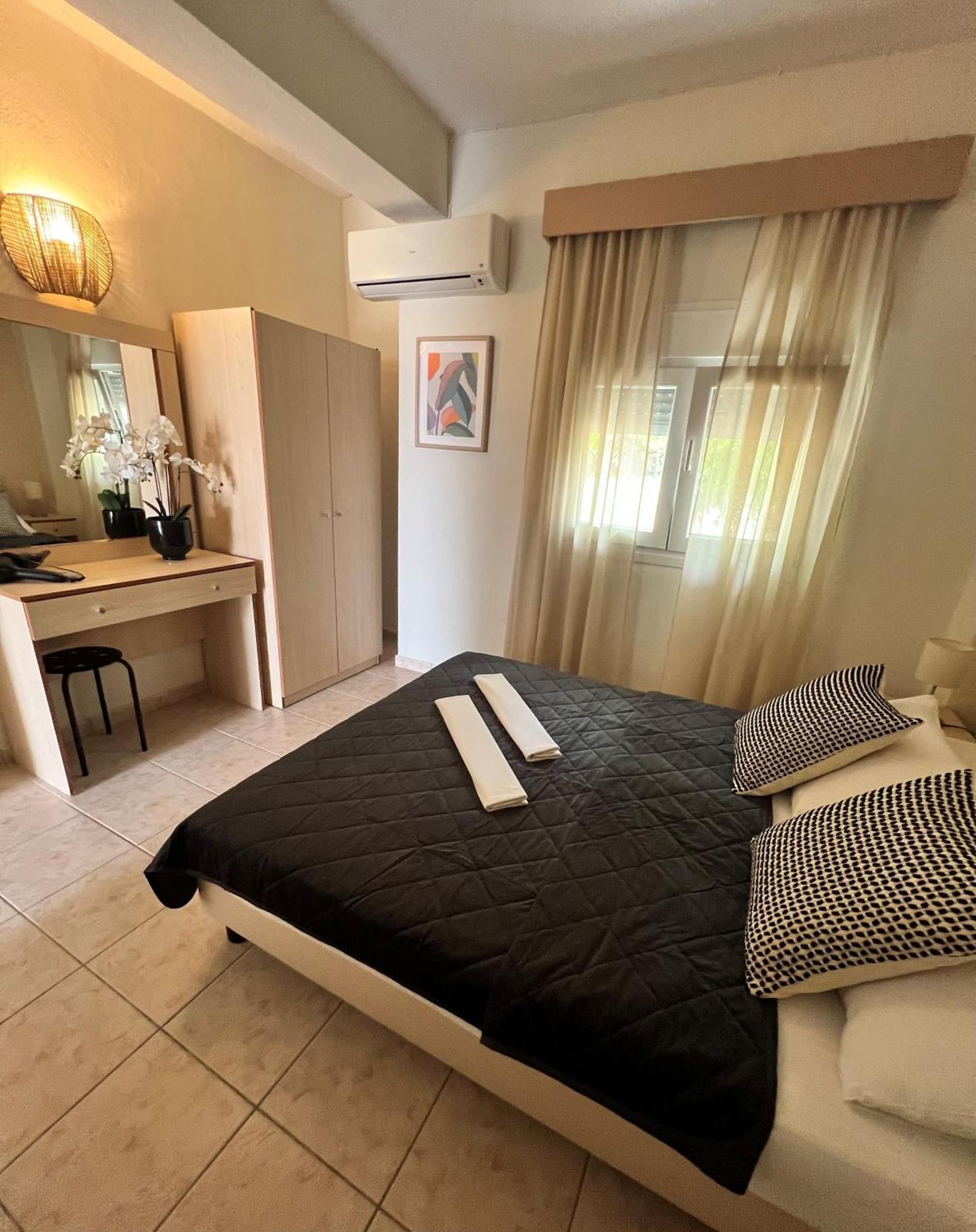 Deres Apartments Chaniotis Extérieur photo